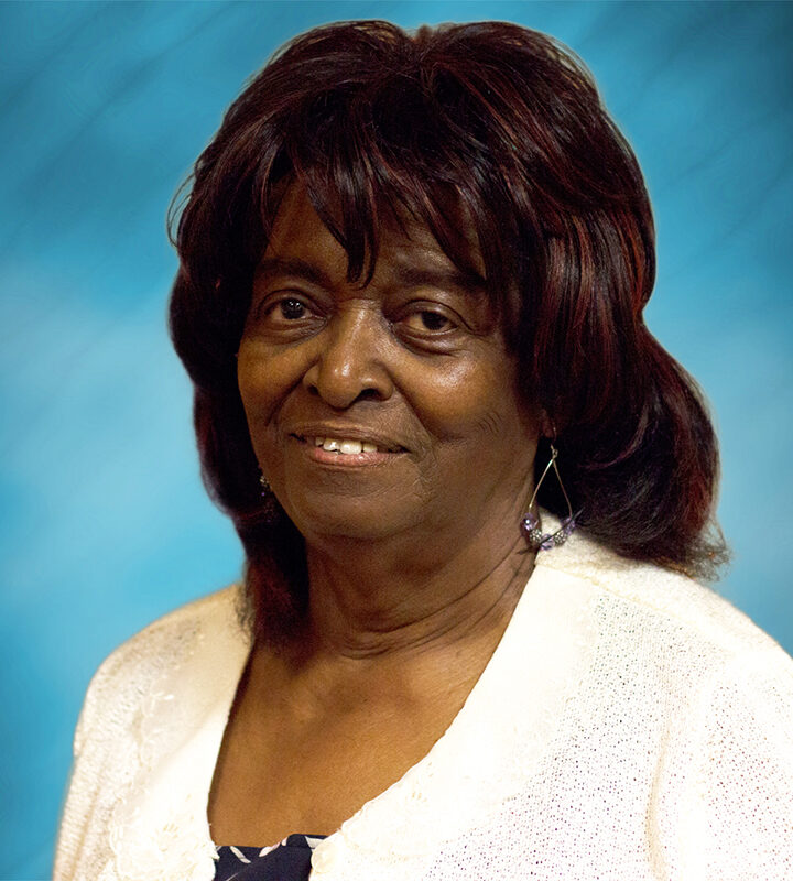 https://newfrontierdemocraticclub.org/wp-content/uploads/2023/01/Frances-Braham-Team-720x800.jpg