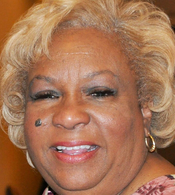 https://newfrontierdemocraticclub.org/wp-content/uploads/2023/01/Pat-Sanders-Team-720x800.jpg